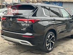 ميتسوبيشي اوتلاندر